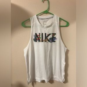 New NIKE Tank Tops Women